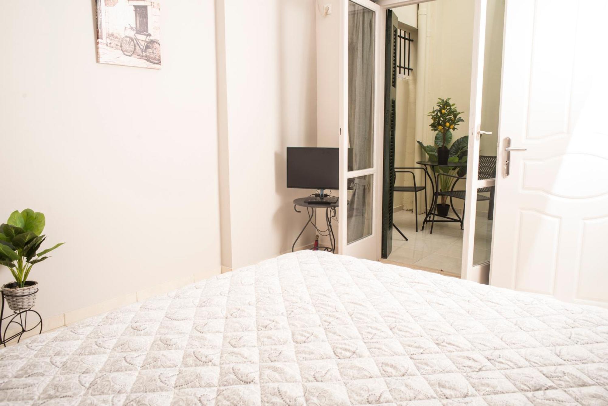 Historical Center Small Diamond Apartment